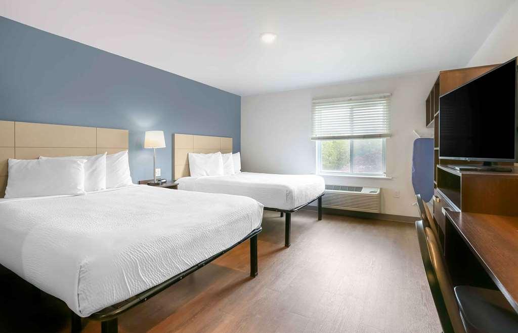 Extended Stay America Select Suites - Tampa - Brandon - East Heartland Room photo