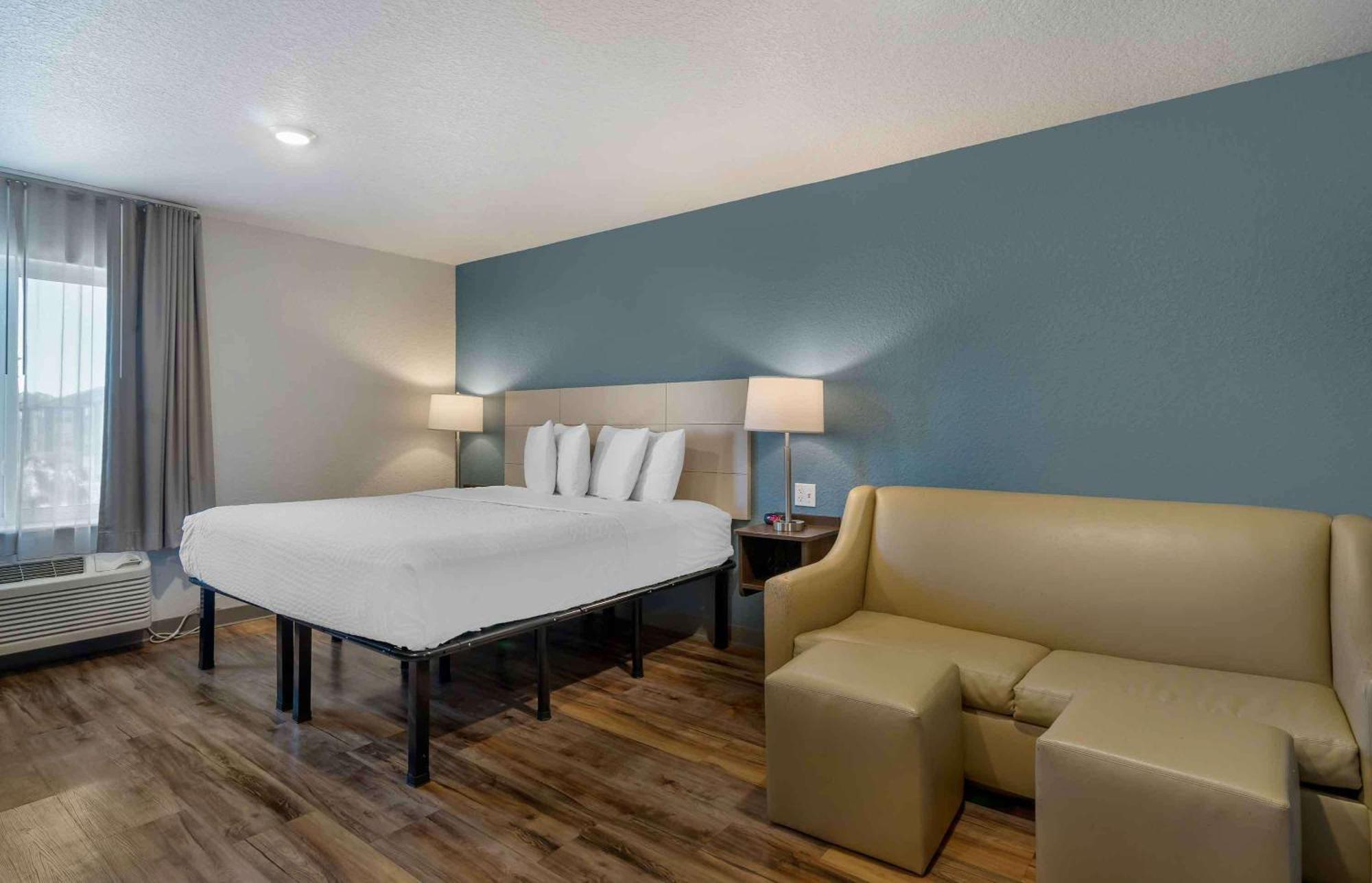 Extended Stay America Select Suites - Tampa - Brandon - East Heartland Exterior photo