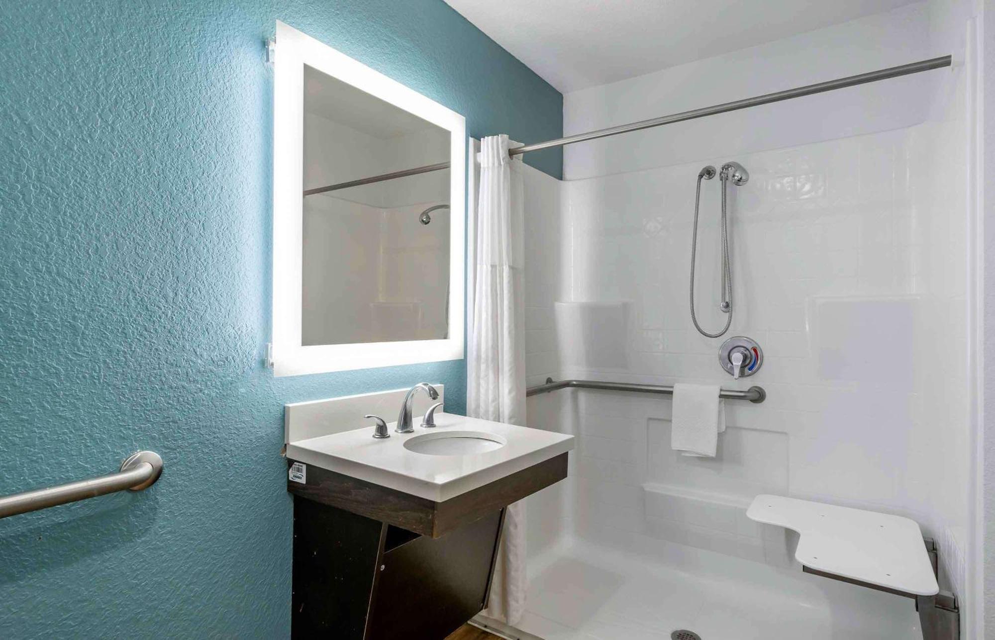 Extended Stay America Select Suites - Tampa - Brandon - East Heartland Exterior photo