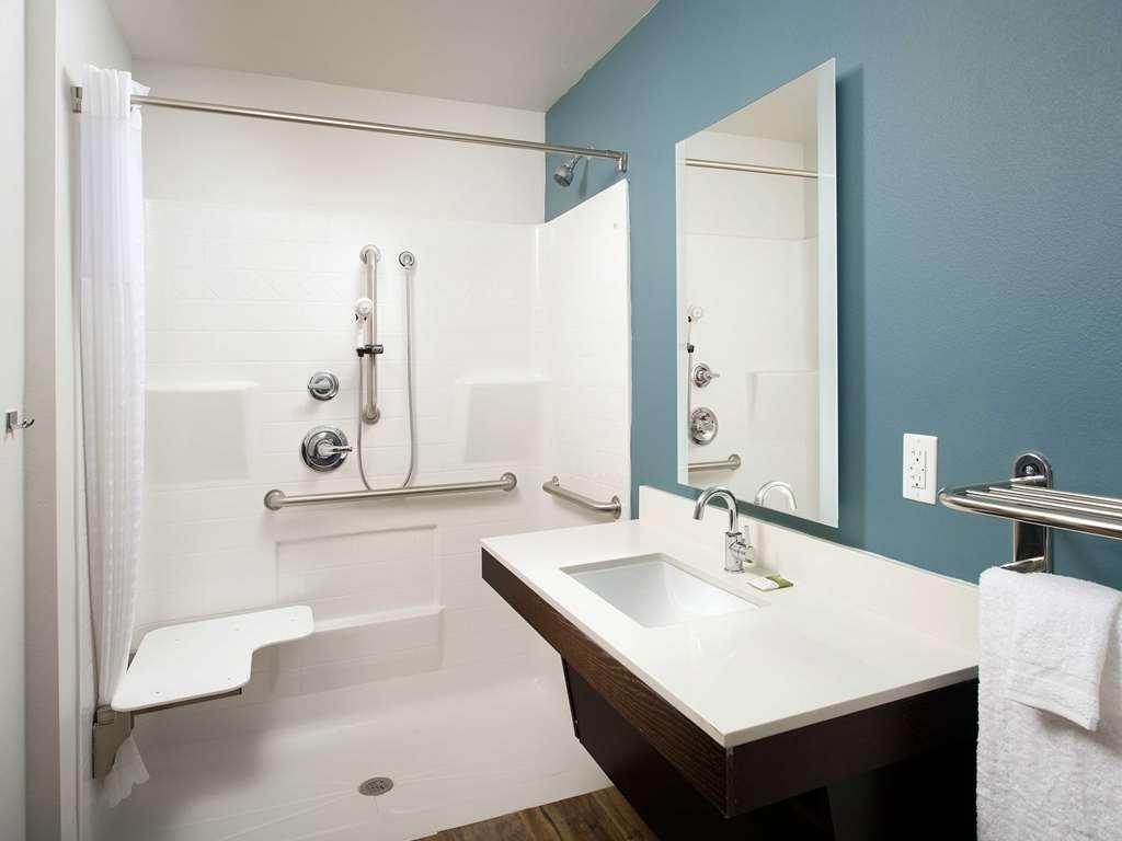 Extended Stay America Select Suites - Tampa - Brandon - East Heartland Room photo